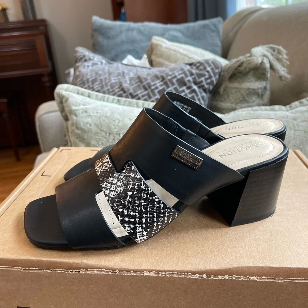 Kenneth Cole Reaction New bkack slides sandals 6.5 final sale